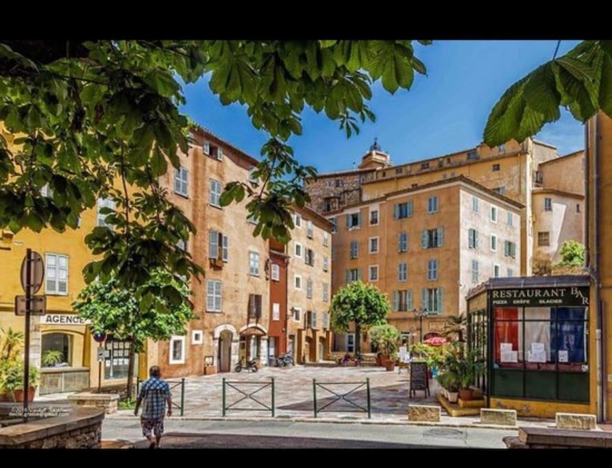 Grasse : Centre Ville Superbe Appartement 2 Chambres ภายนอก รูปภาพ